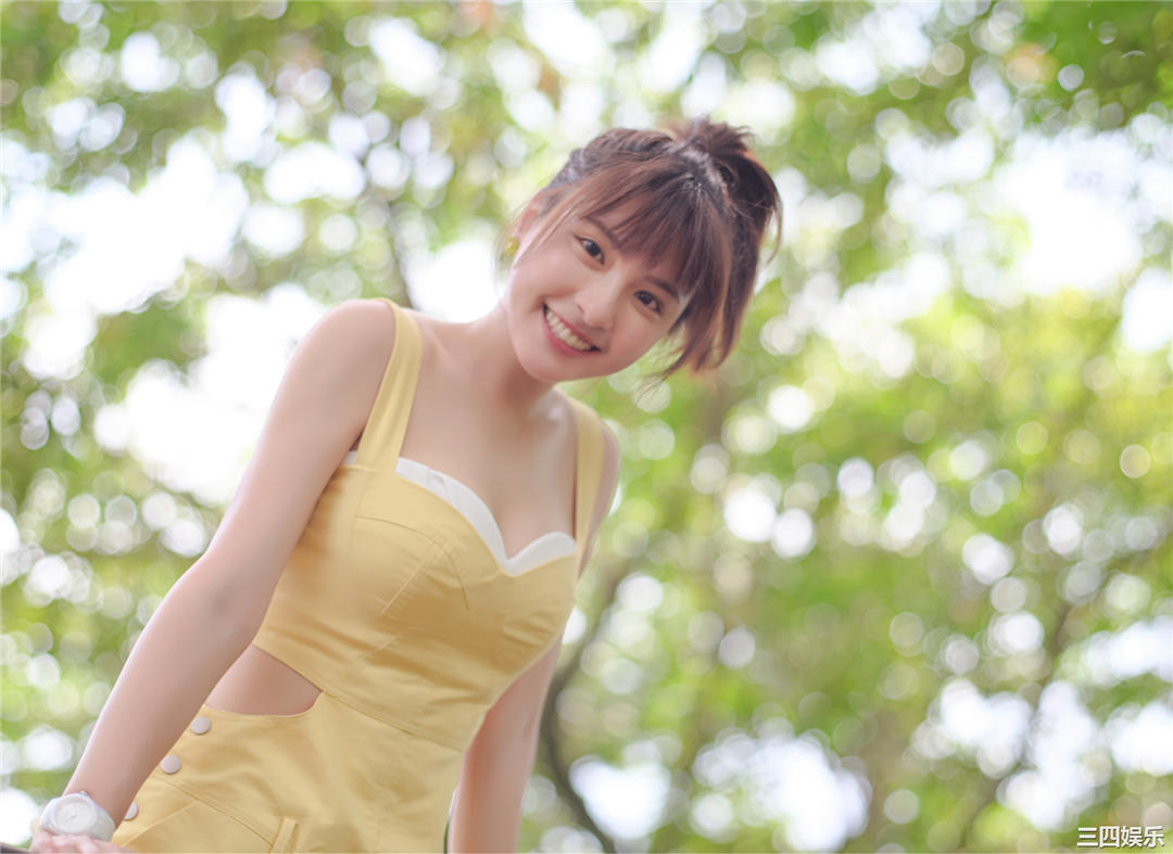 峮峮写真集《QUNing》高清全本