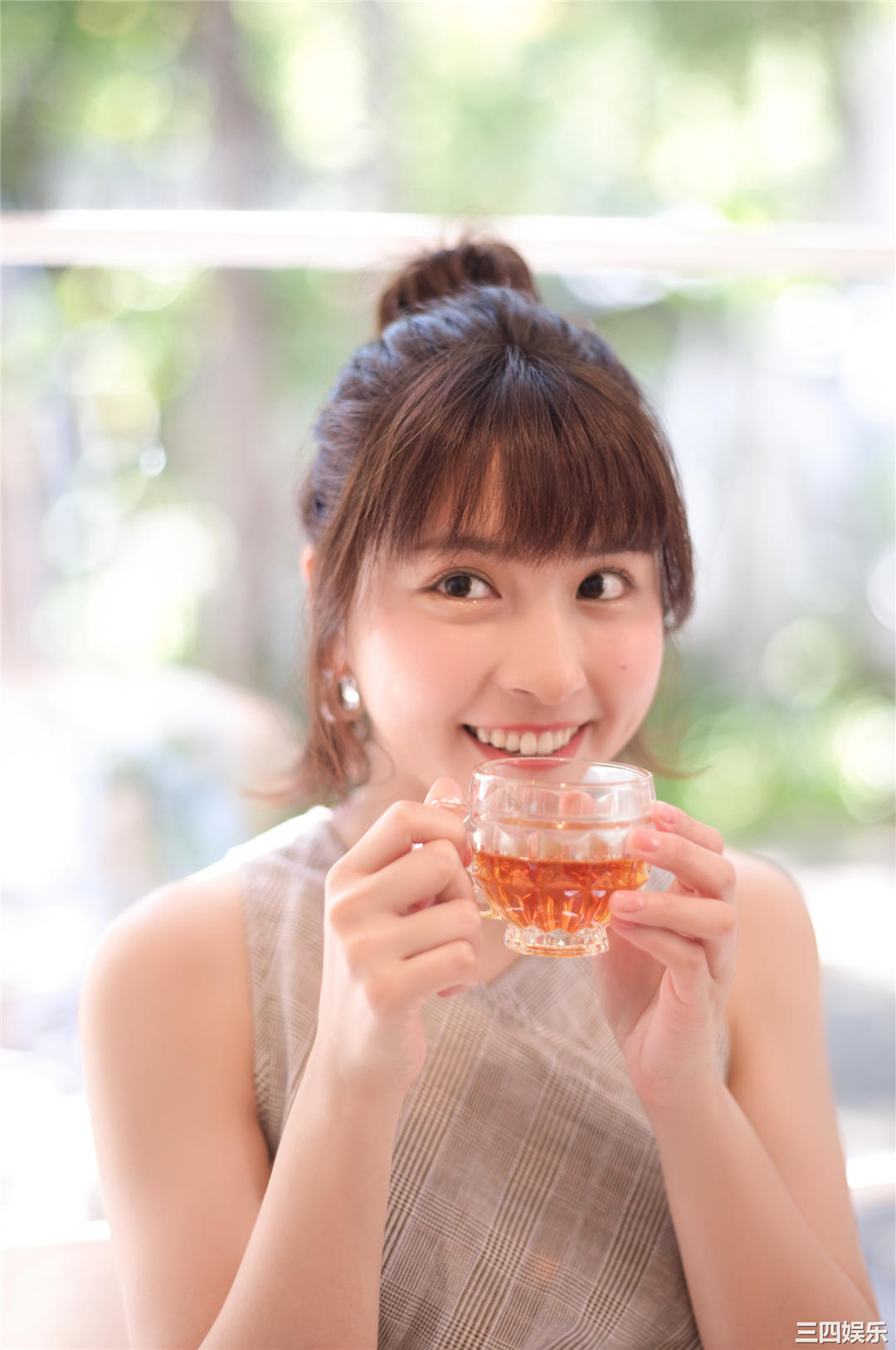 峮峮写真集《QUNing》高清全本