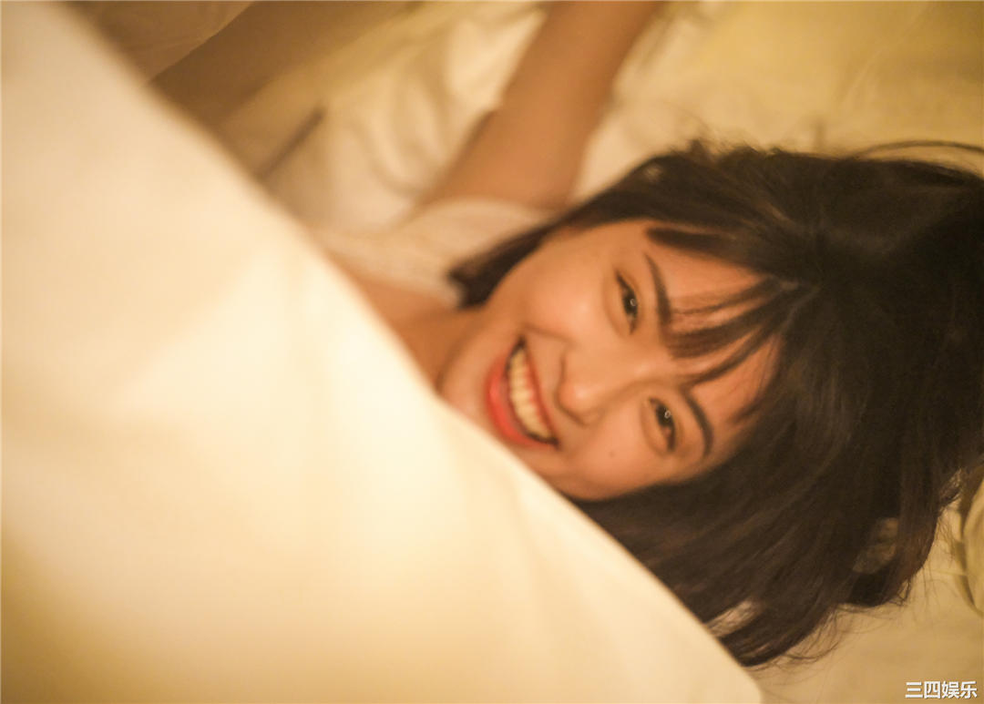 峮峮写真集《QUNing》高清全本