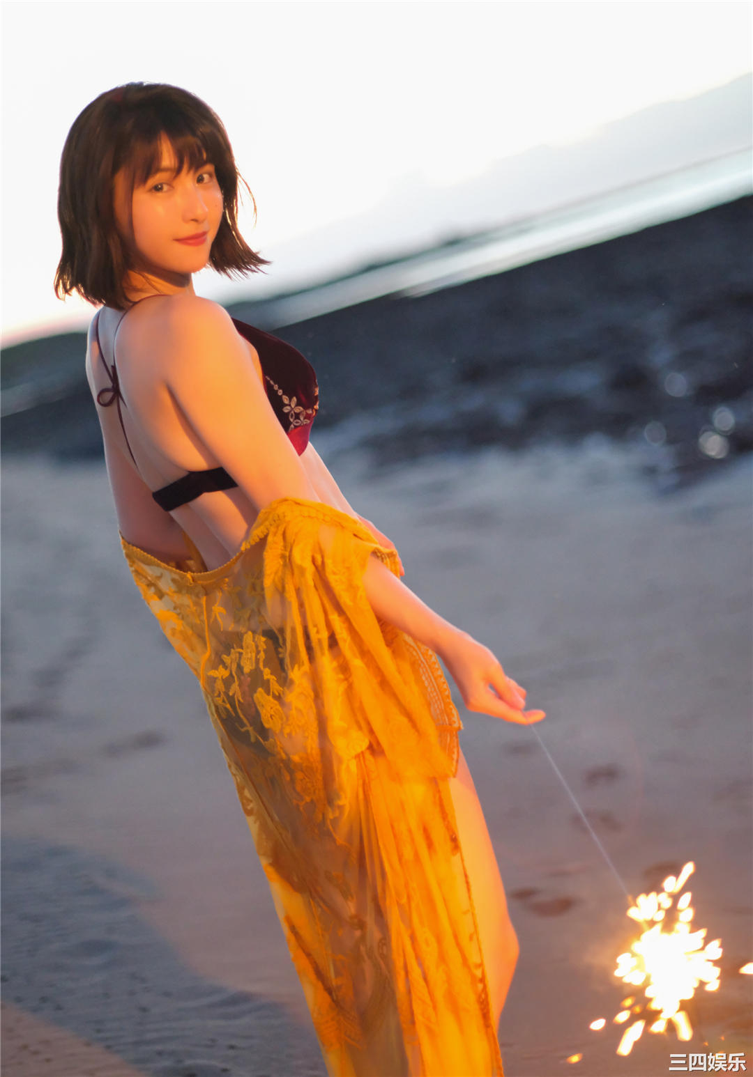 峮峮写真集《QUNing》高清全本