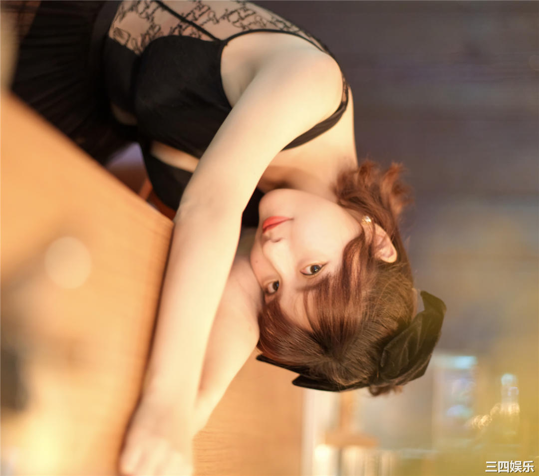 峮峮写真集《QUNing》高清全本