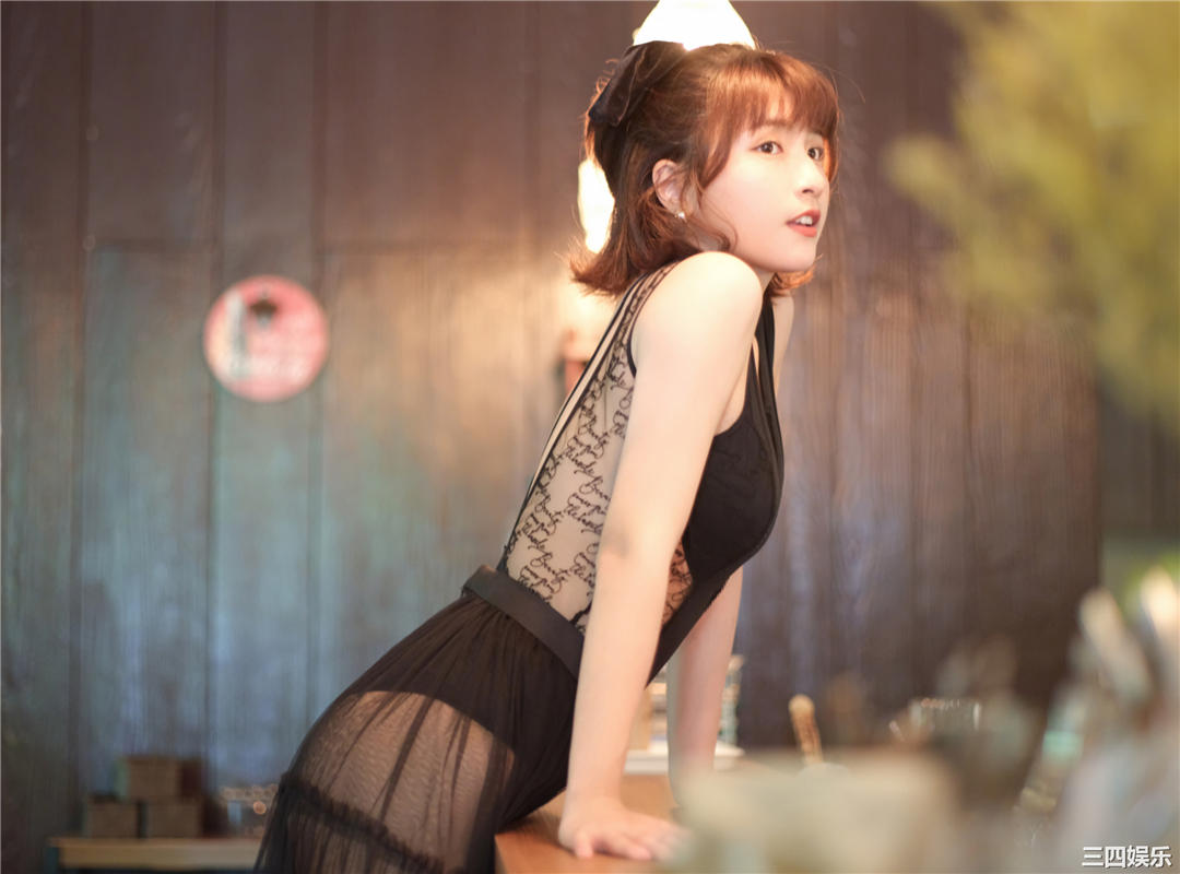 峮峮写真集《QUNing》高清全本