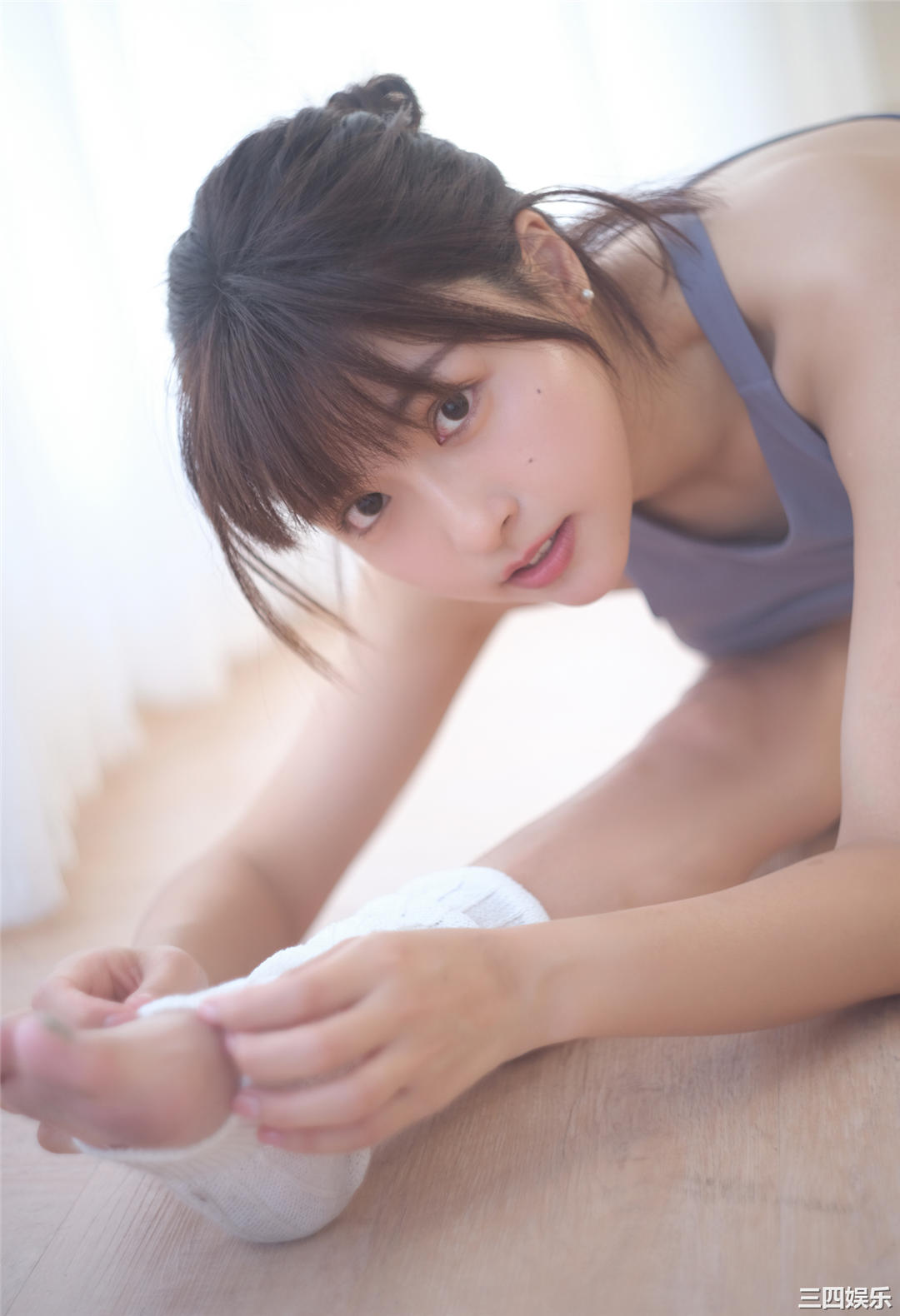 峮峮写真集《QUNing》高清全本