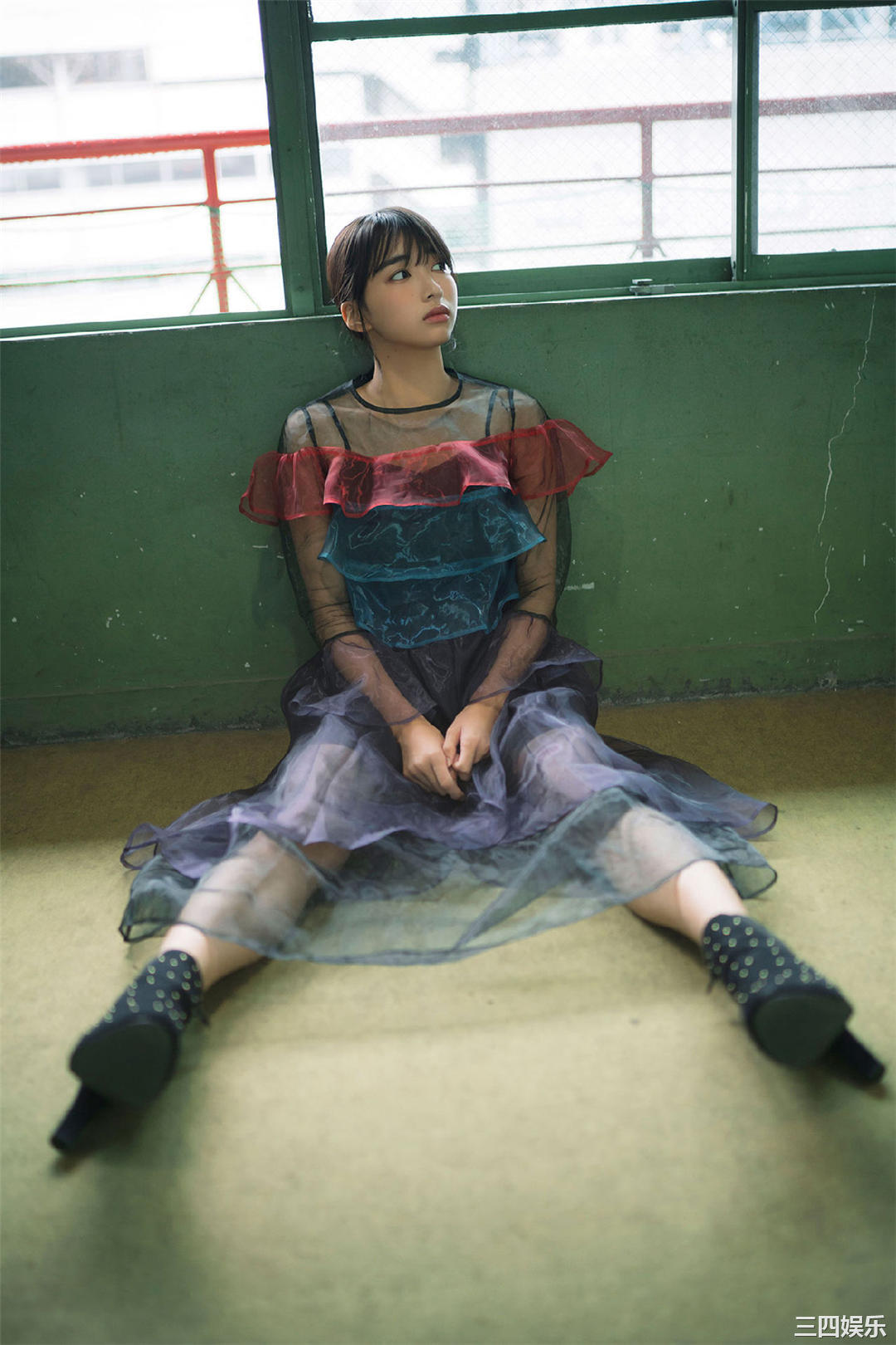 坂之上茜写真集《グラから見るか？エモから見るか？》高清全本