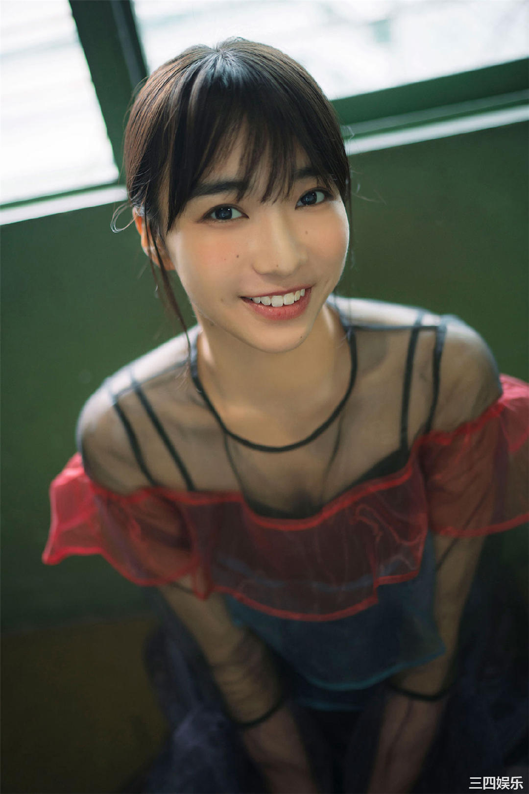 坂之上茜写真集《グラから見るか？エモから見るか？》高清全本