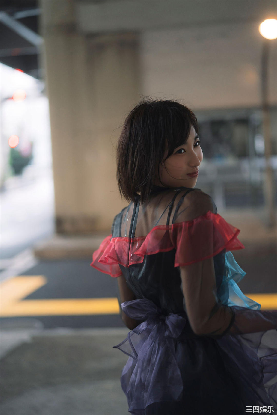 坂之上茜写真集《グラから見るか？エモから見るか？》高清全本