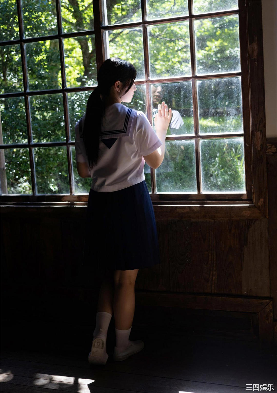 进藤天音写真集《くすぐる。》高清全本