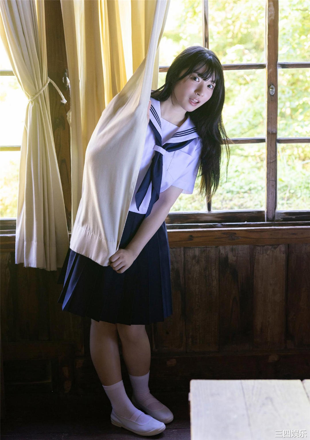 进藤天音写真集《くすぐる。》高清全本