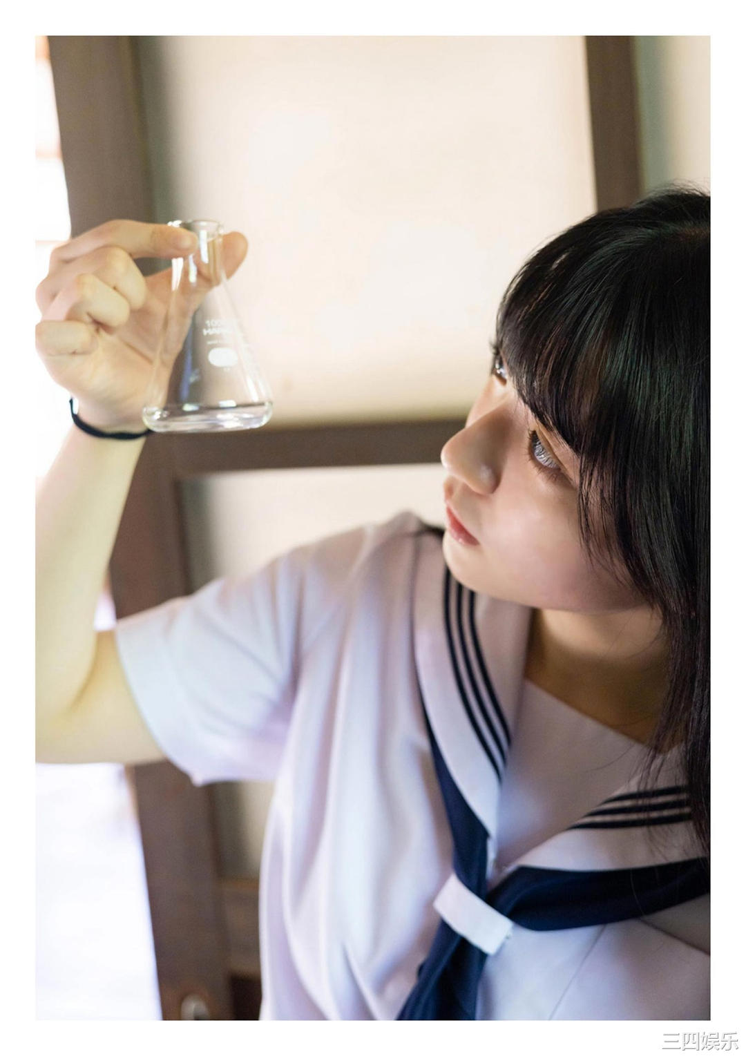 进藤天音写真集《くすぐる。》高清全本