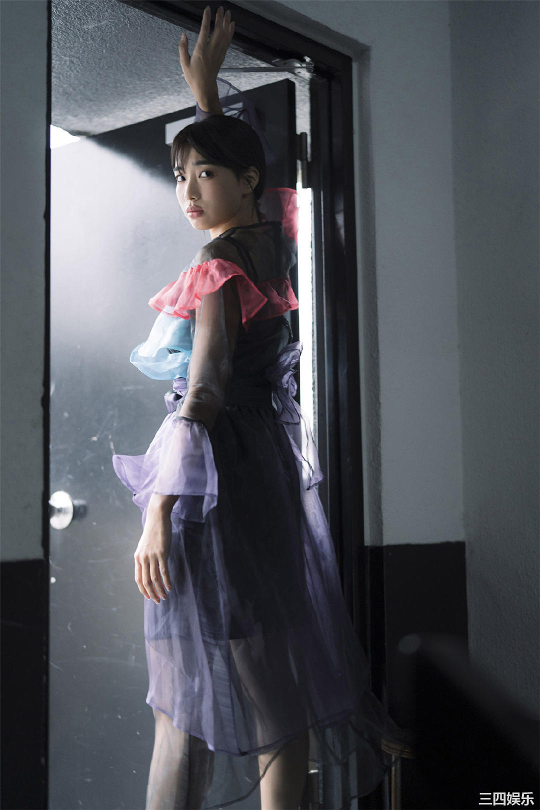 坂之上茜写真集《グラから見るか？エモから見るか？》高清全本