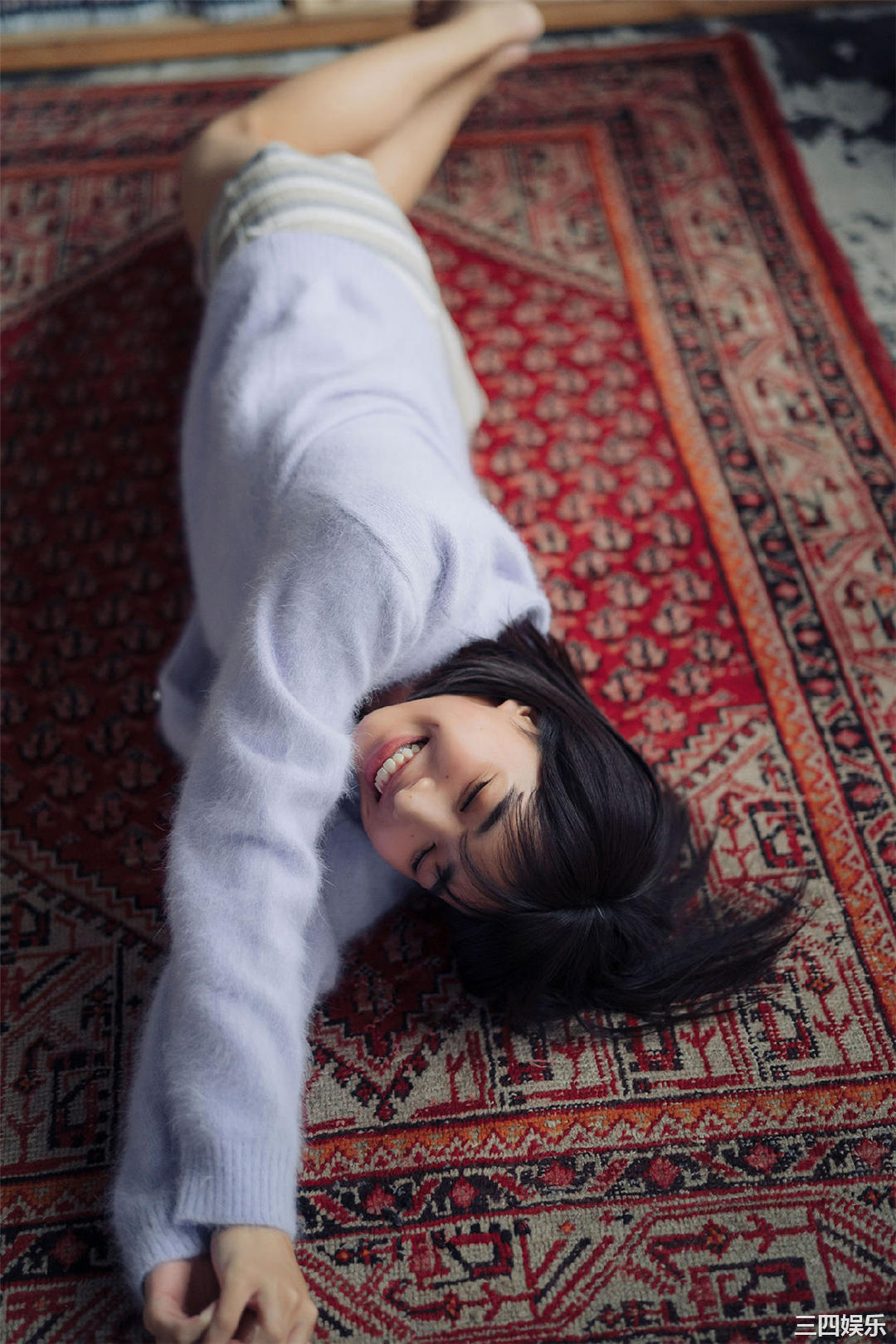 坂之上茜写真集《グラから見るか？エモから見るか？》高清全本