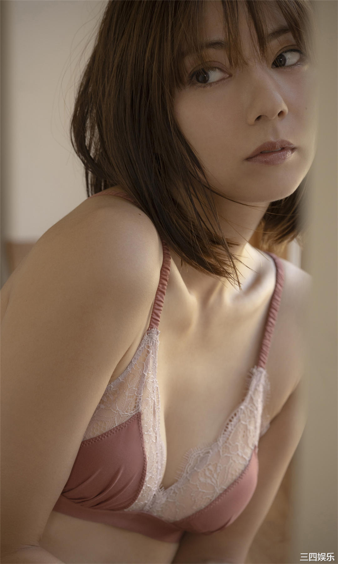 芳贺优里亚写真集《最高のヒロイン》高清全本