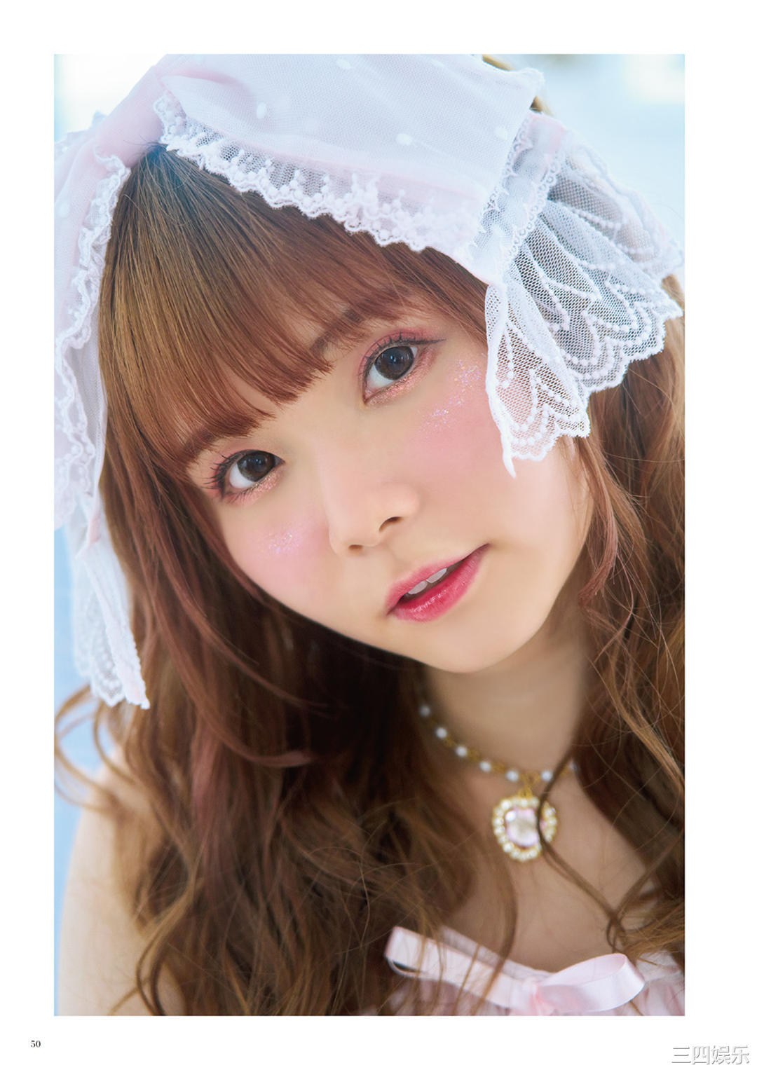 诹访奈奈香写真集《すわわんだーらんど ~Happily ever after~》高清全本