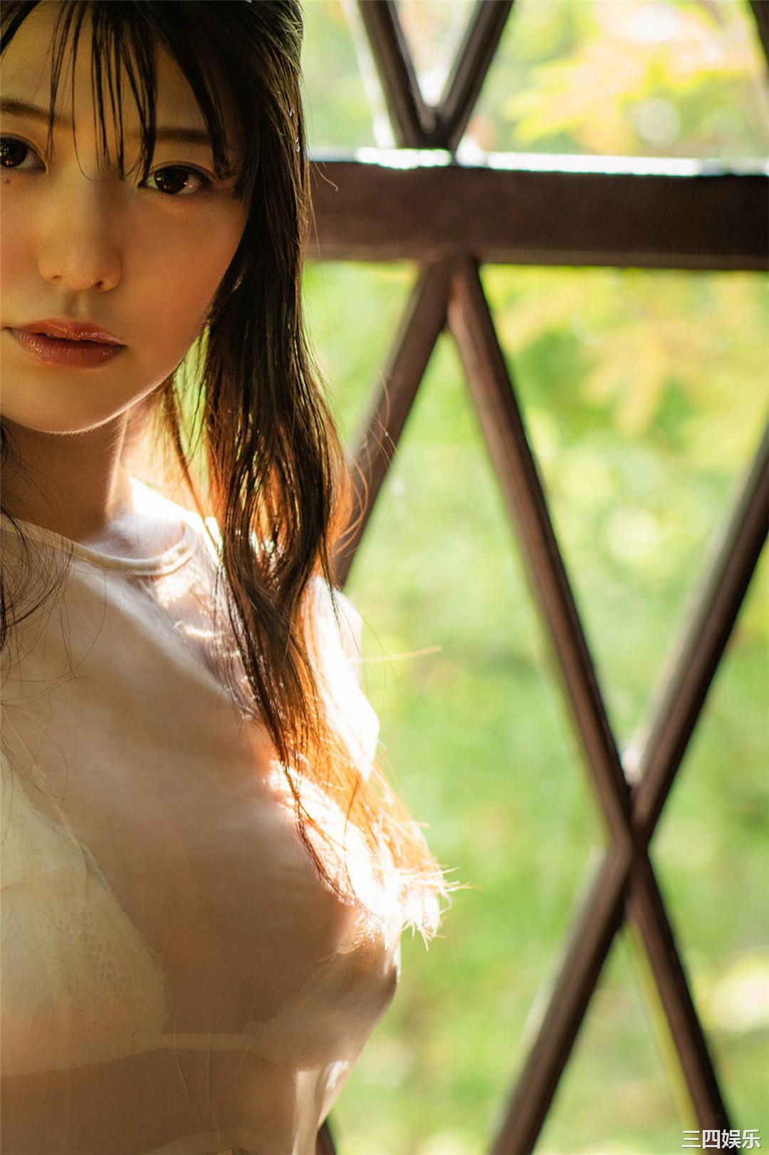 山田かな写真集《ＫＡＮＡ 官能ＢＬＡＣＫ》高清全本