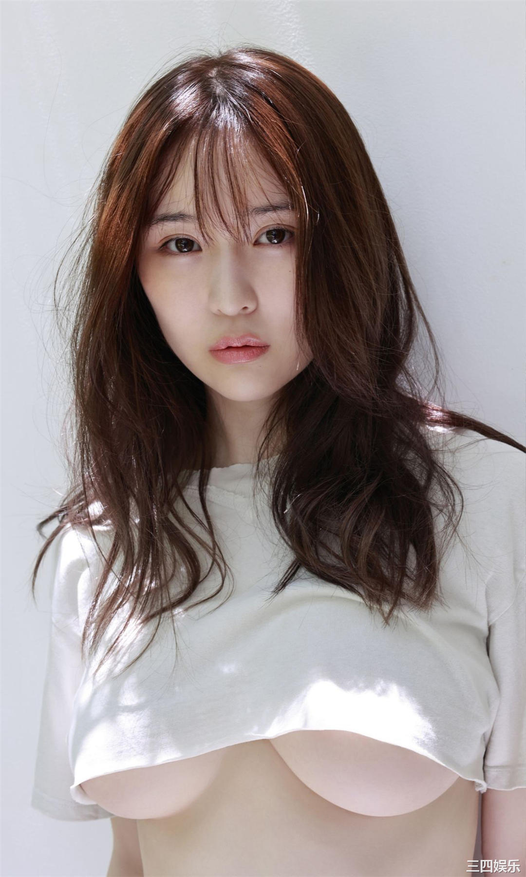 宫濑なこ写真集《美女と秋スイーツ》高清全本