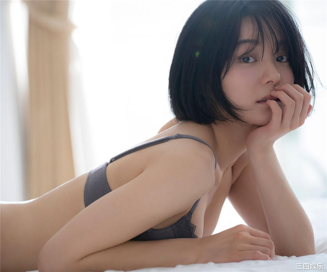新田桃子写真集《ドンブラ一人三役女優、初グラビア》高清全本