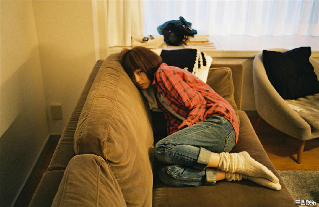 安达佑实写真集《[WPB-net] No.161 Yumi Adachi 安達祐実「Chapter」》高清全本