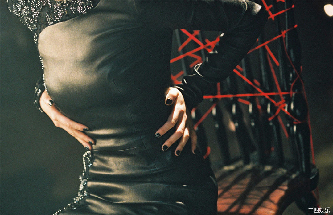 安达佑实写真集《[WPB-net] No.161 Yumi Adachi 安達祐実「Chapter」》高清全本