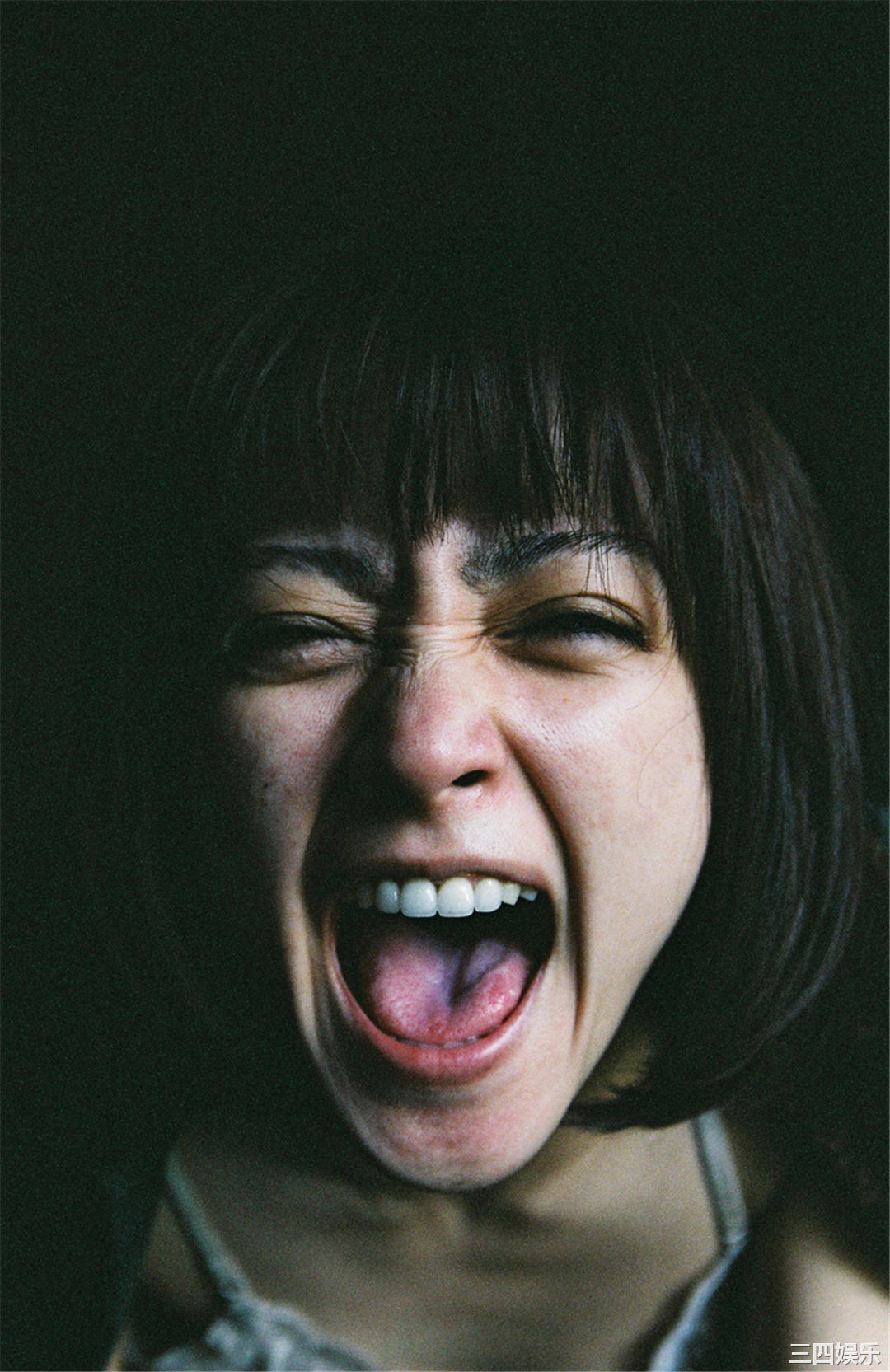 安达佑实写真集《[WPB-net] No.161 Yumi Adachi 安達祐実「Chapter」》高清全本