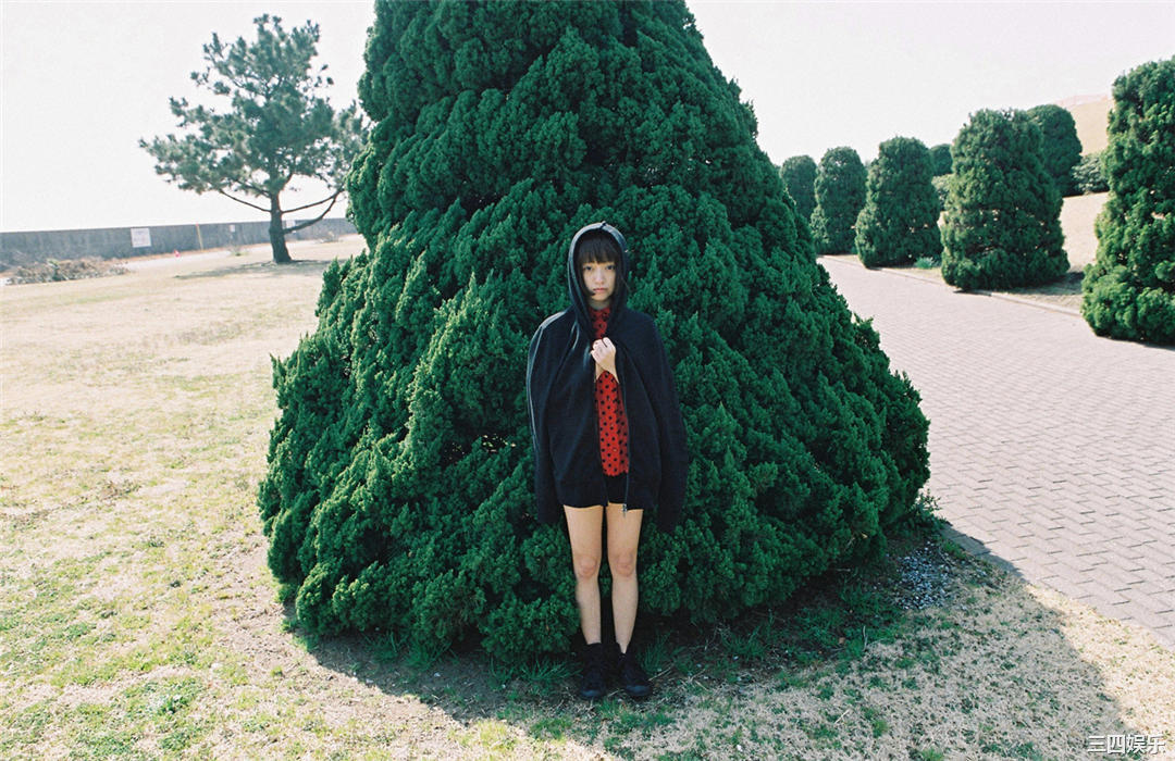 安达佑实写真集《[WPB-net] No.161 Yumi Adachi 安達祐実「Chapter」》高清全本