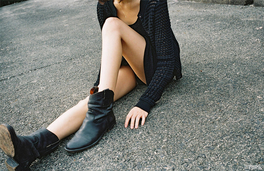 安达佑实写真集《[WPB-net] No.161 Yumi Adachi 安達祐実「Chapter」》高清全本