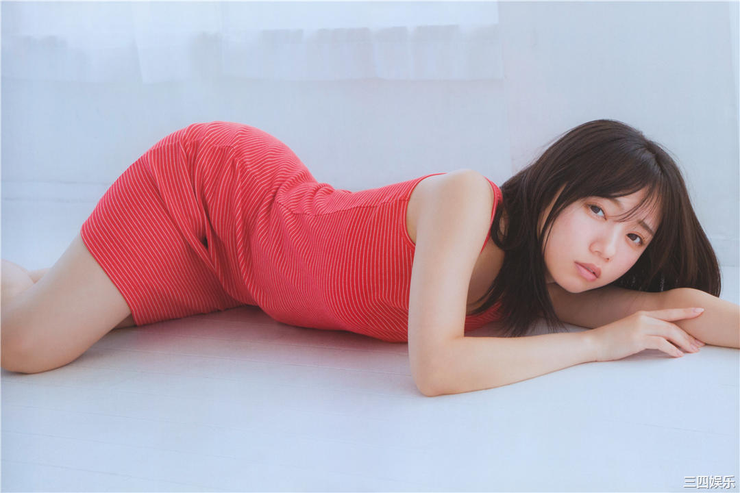 齐藤京子写真集《WHITE graph DAY & NIGHT》高清全本