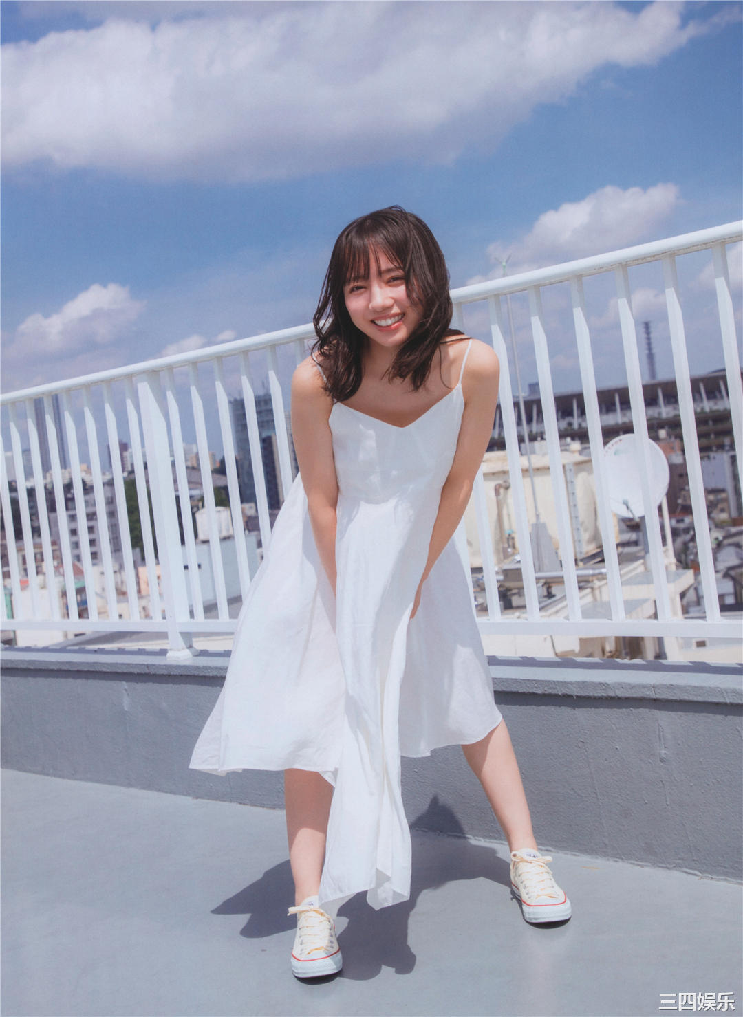 齐藤京子写真集《WHITE graph DAY & NIGHT》高清全本