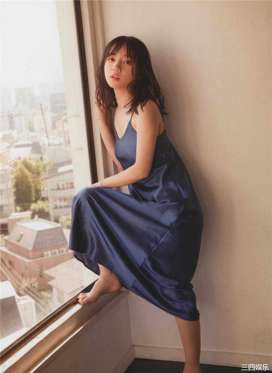 齐藤京子写真集《WHITE graph DAY & NIGHT》高清全本