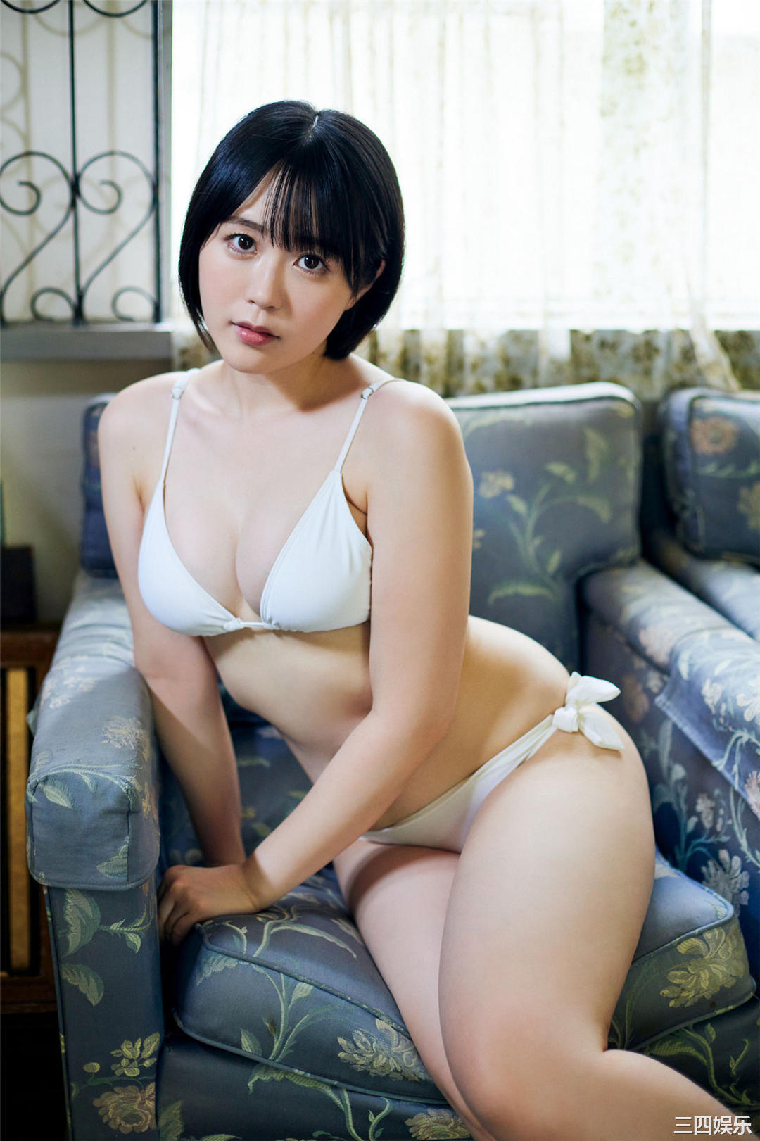 夜道雪写真集《人気声優のマシュマロボディ》高清全本