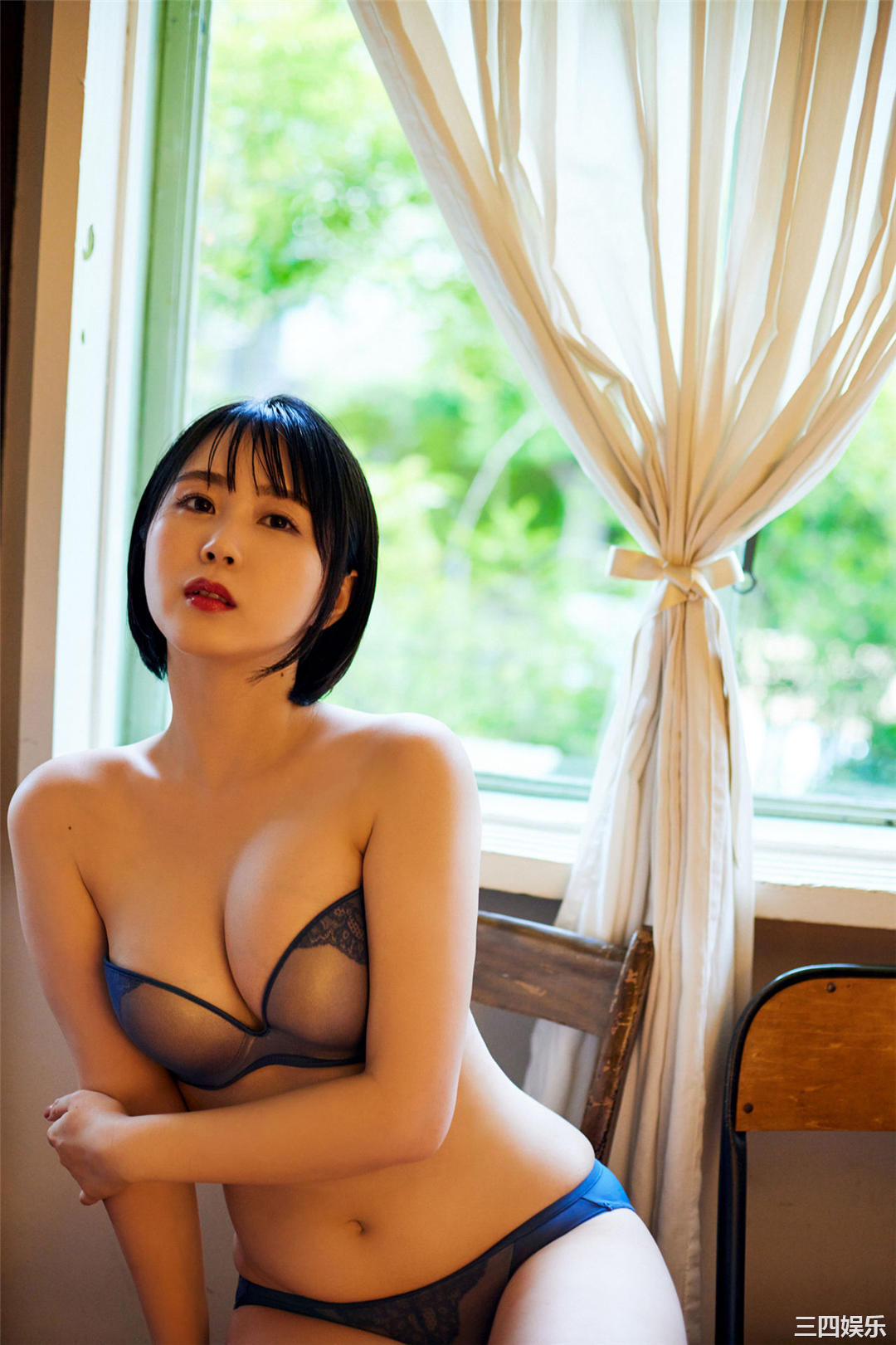 夜道雪写真集《人気声優のマシュマロボディ》高清全本