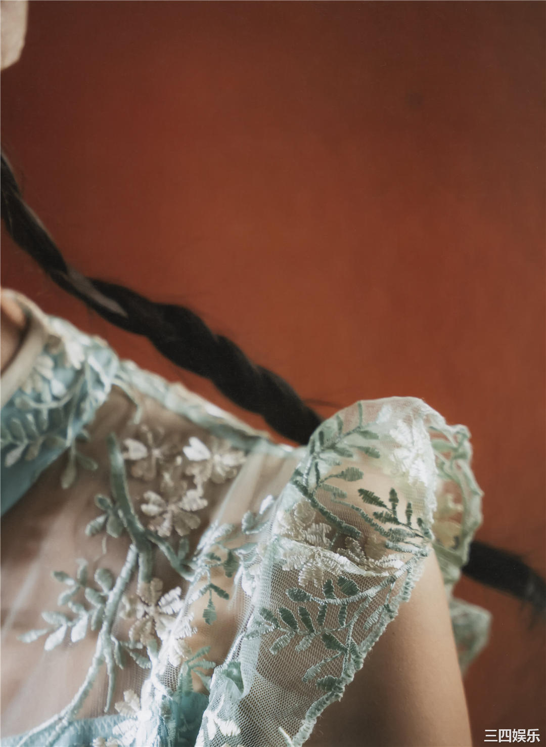 上坂堇写真集《すみれのゆめ》高清全本