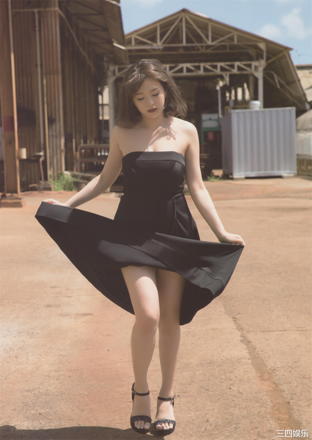 筱崎爱写真集《夢幻》高清全本