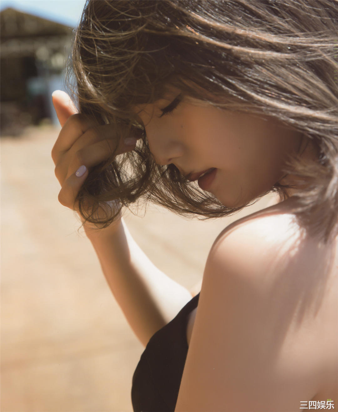 筱崎爱写真集《夢幻》高清全本