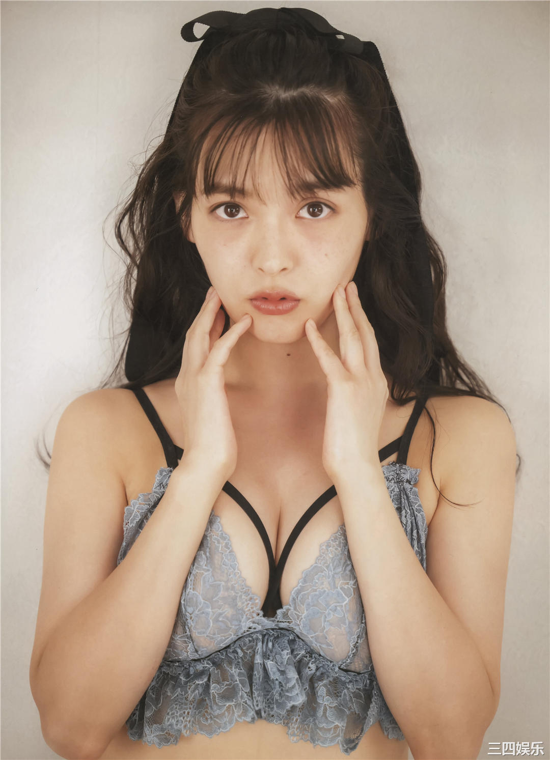 上坂堇写真集《すみれのゆめ》高清全本