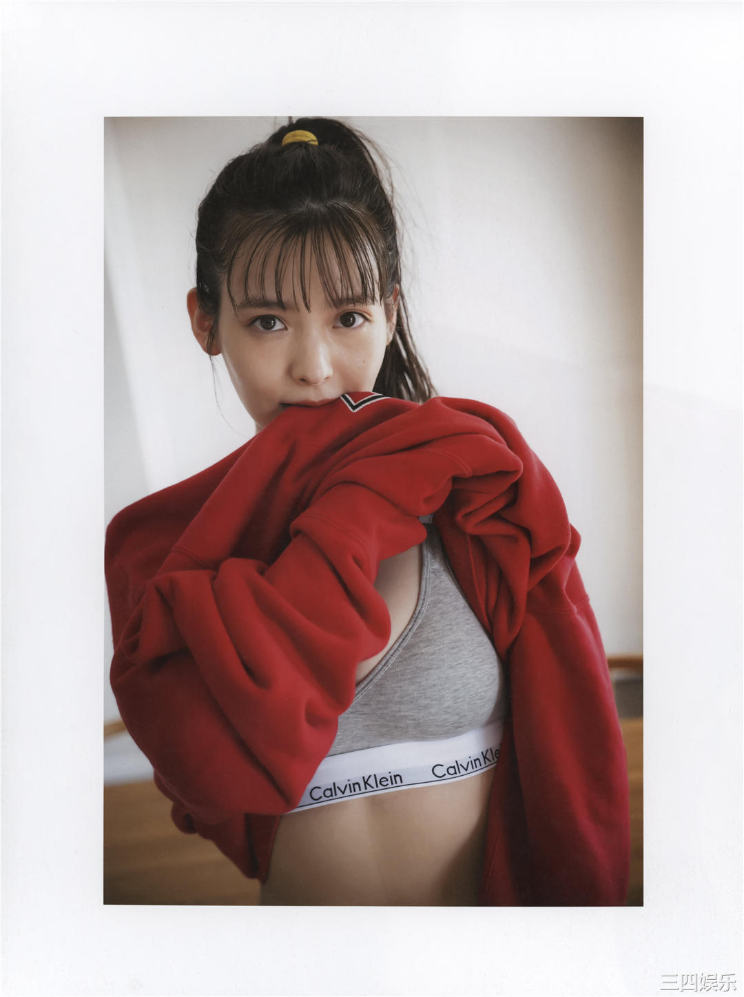 上坂堇写真集《すみれのゆめ》高清全本