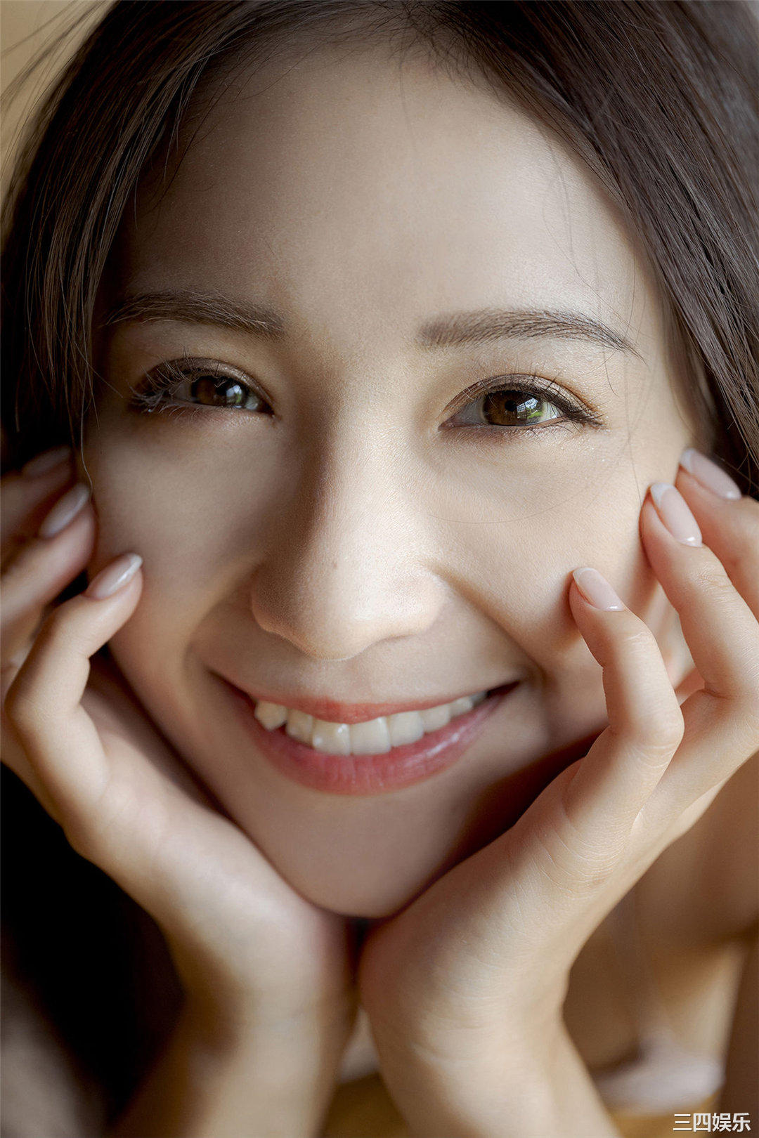 伊藤爱真写真集《えまと南の島で突然○○してみたら…》高清全本