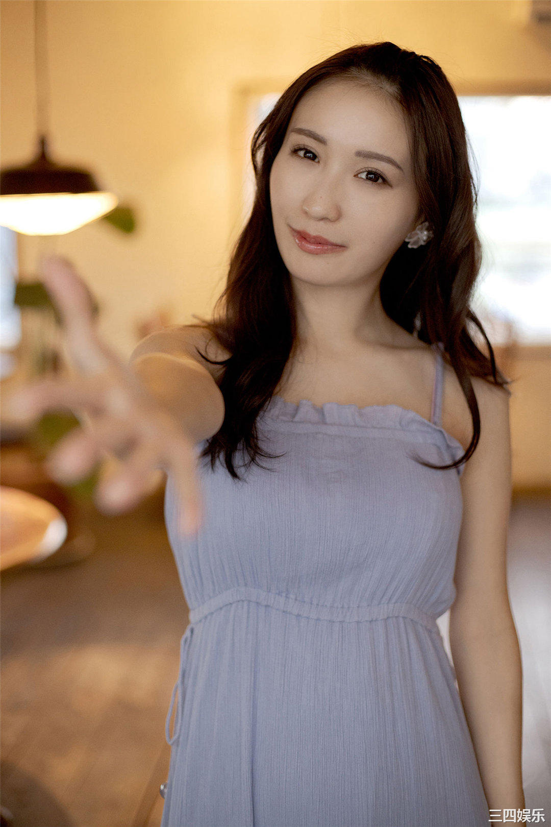 伊藤爱真写真集《えまと南の島で突然○○してみたら…》高清全本