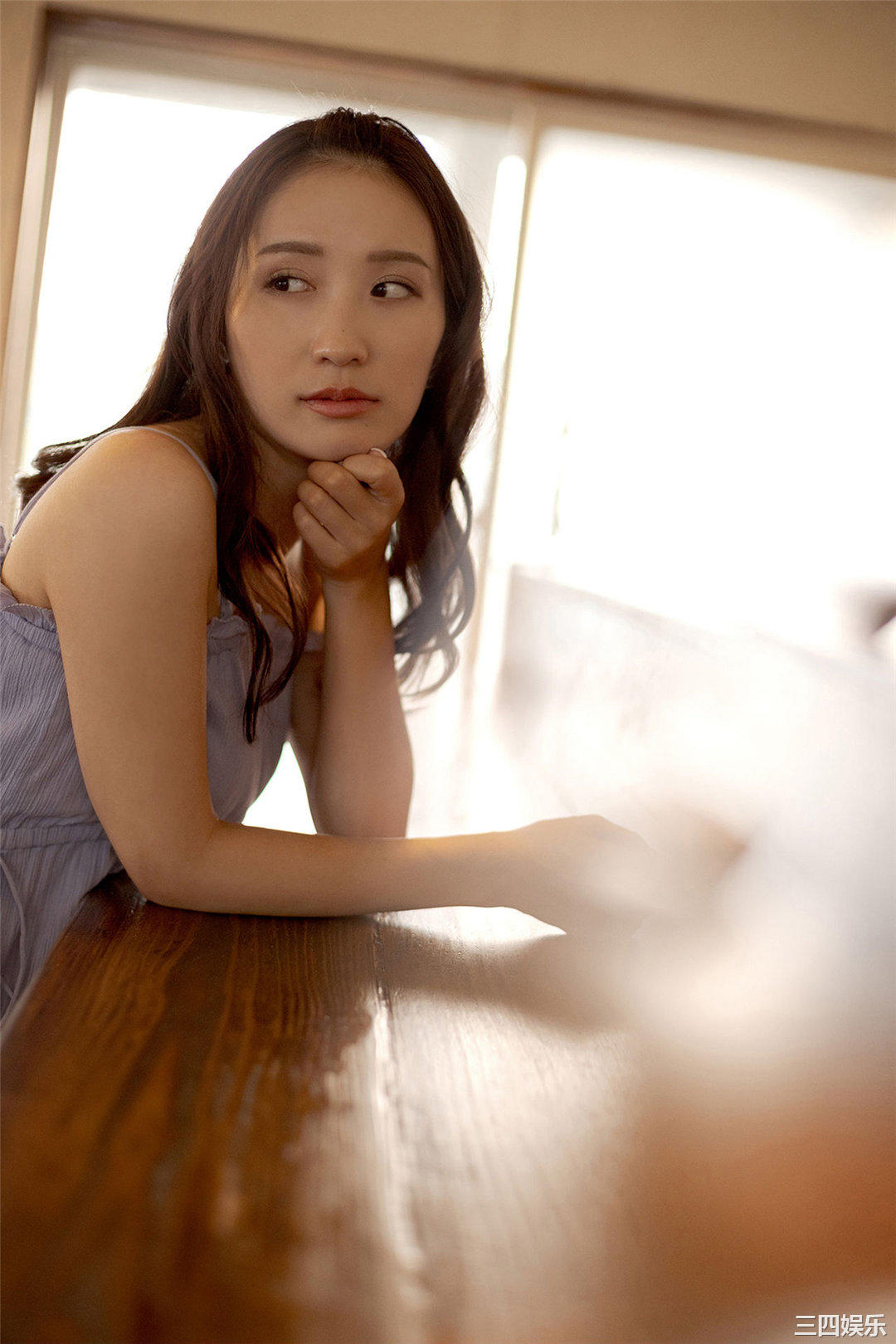 伊藤爱真写真集《えまと南の島で突然○○してみたら…》高清全本