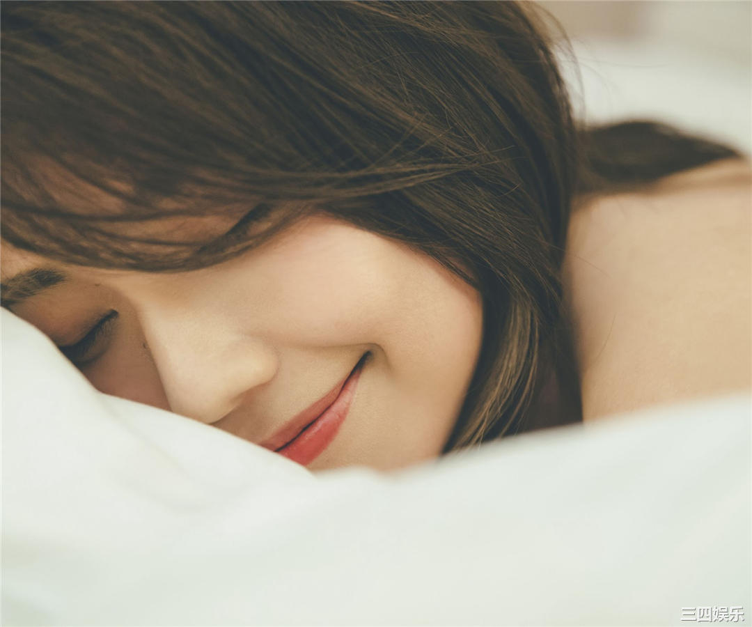 藤木由贵写真集《ホテルで朝から晩まで》高清全本