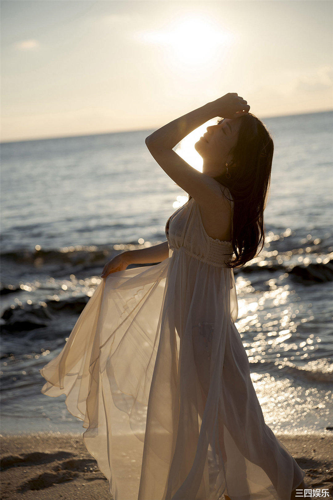 伊藤爱真写真集《えまと南の島で突然○○してみたら…》高清全本