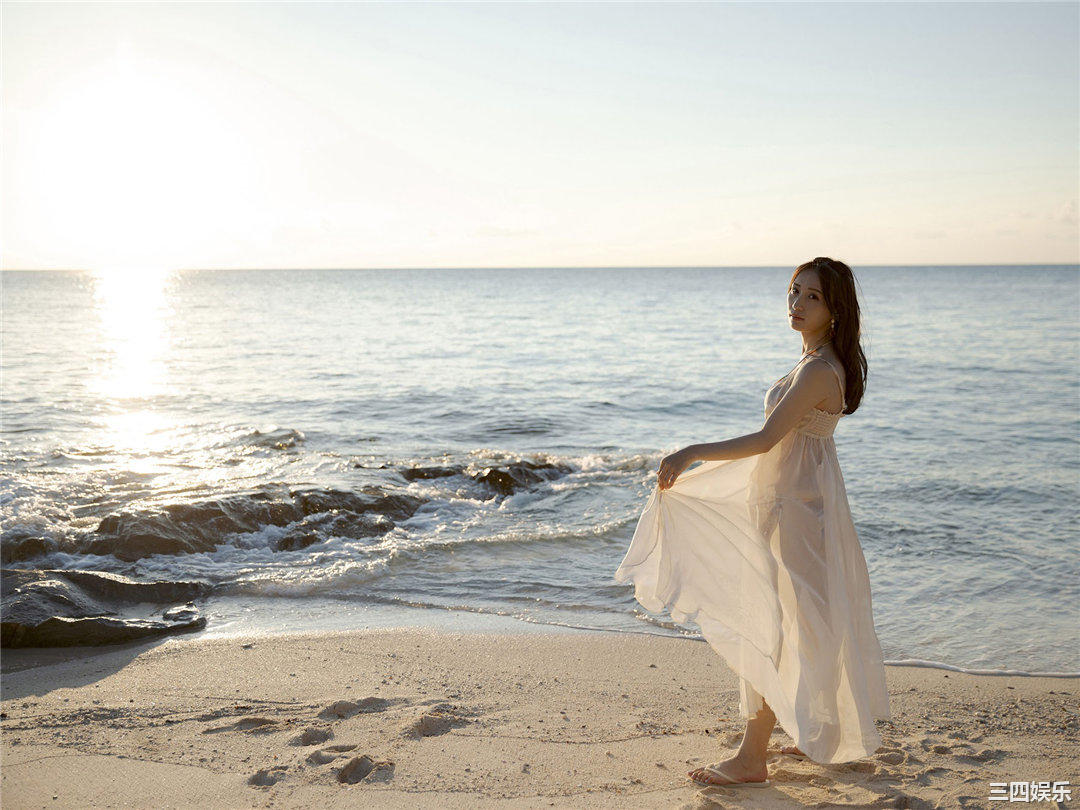 伊藤爱真写真集《えまと南の島で突然○○してみたら…》高清全本