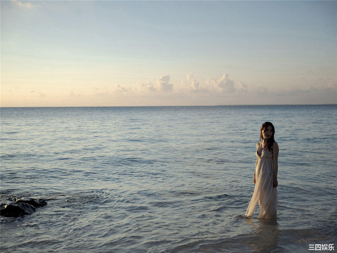 伊藤爱真写真集《えまと南の島で突然○○してみたら…》高清全本