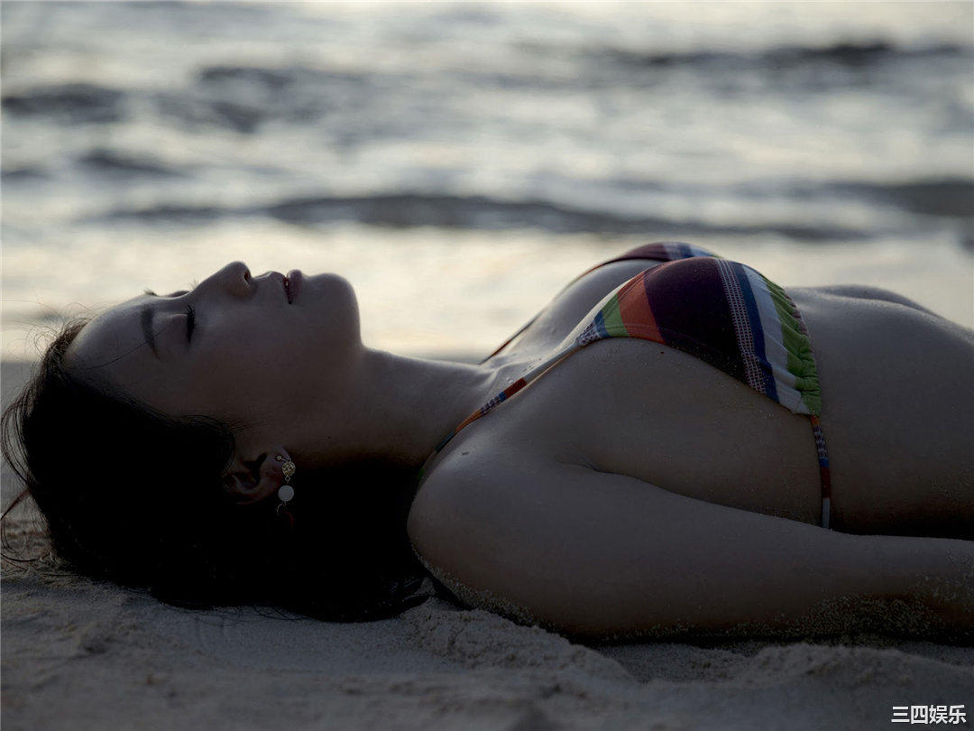 伊藤爱真写真集《えまと南の島で突然○○してみたら…》高清全本