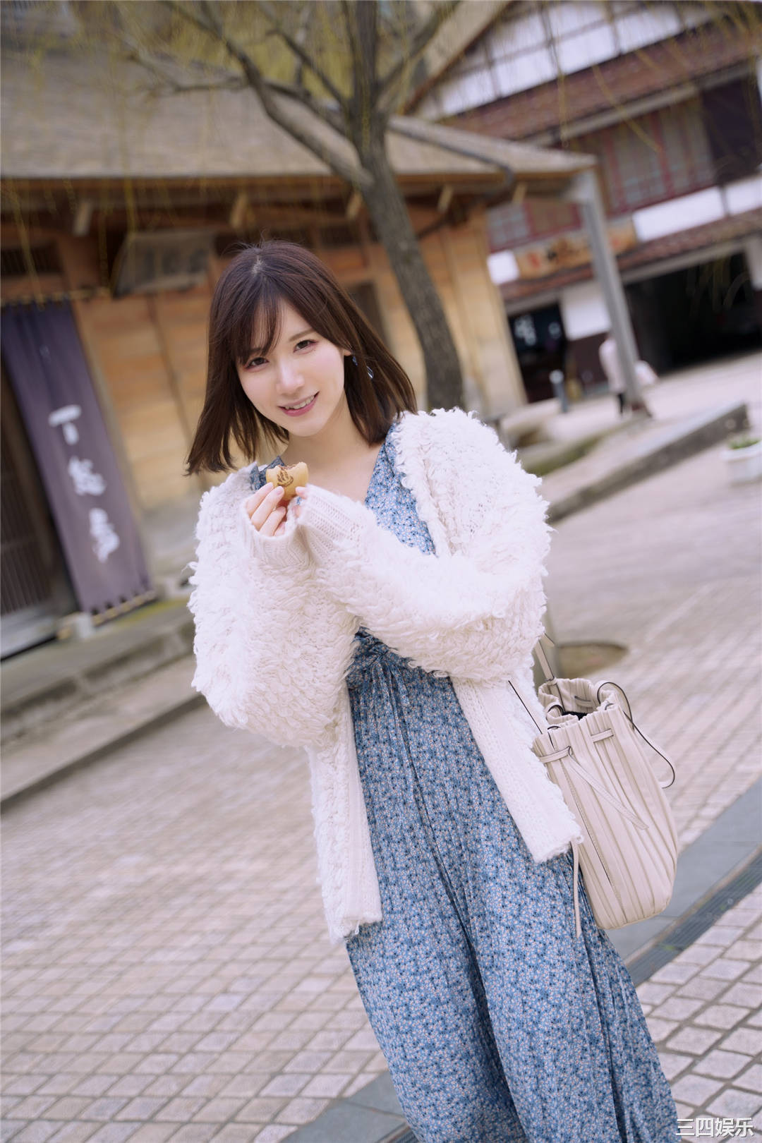 KENKEN写真集《湯けむりけんけん一泊二日》高清全本