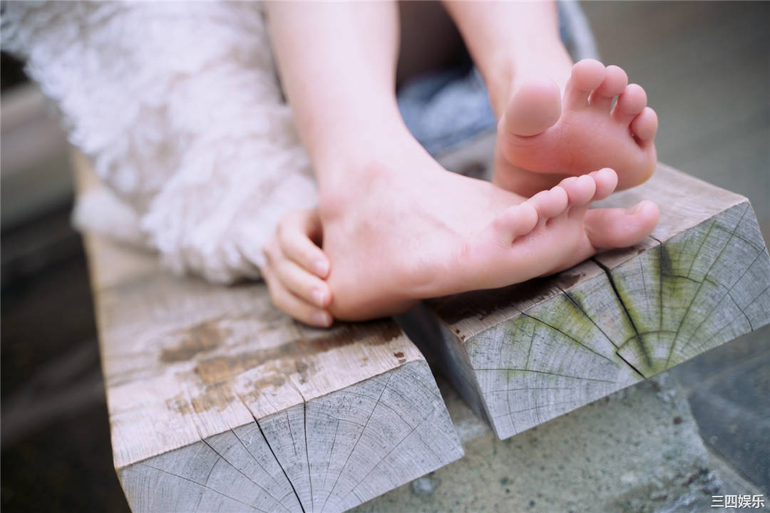 KENKEN写真集《湯けむりけんけん一泊二日》高清全本