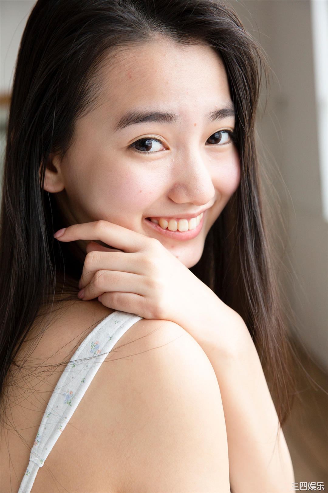 黑木丽奈写真集《最後の制服》高清全本