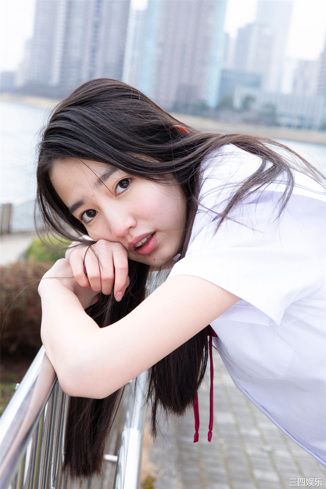 黑木丽奈写真集《最後の制服》高清全本