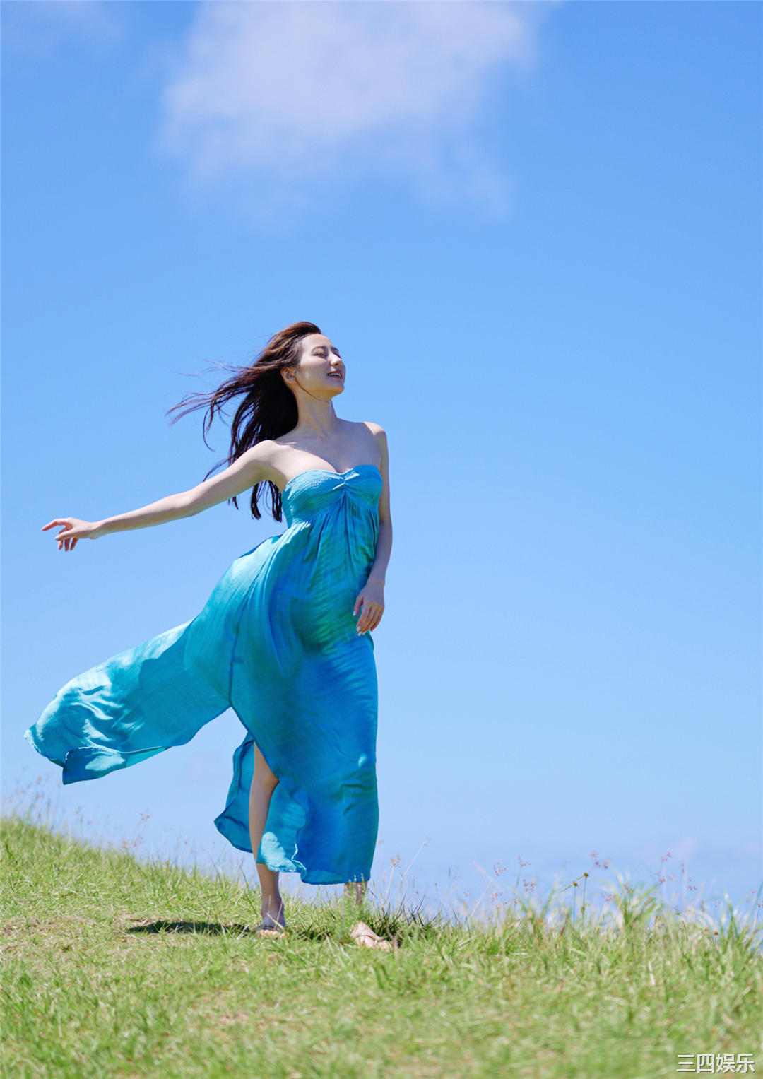 高田里穗写真集《完成された未完成》高清全本