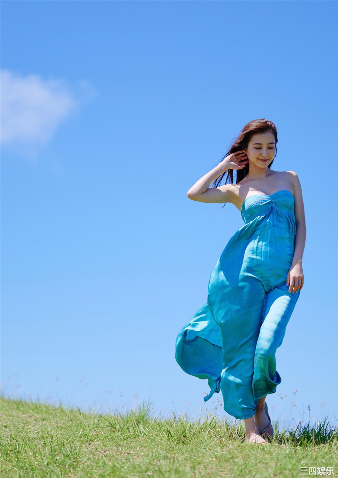 高田里穗写真集《完成された未完成》高清全本