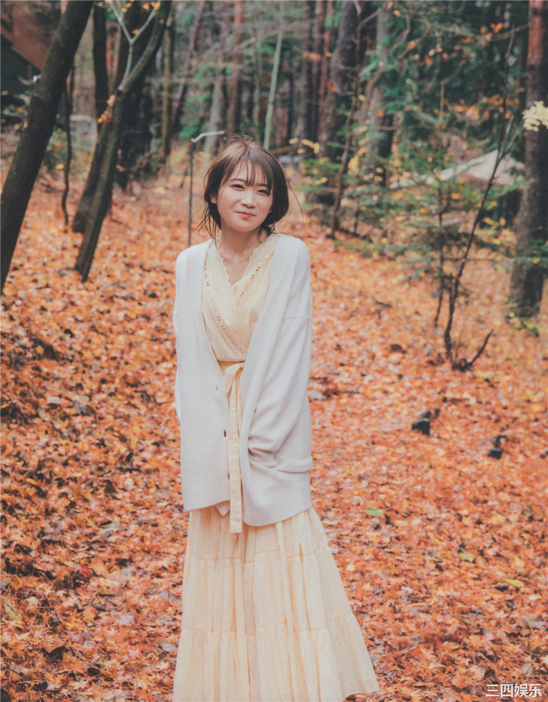 秋元真夏写真集《振り返れば、乃木坂》高清全本